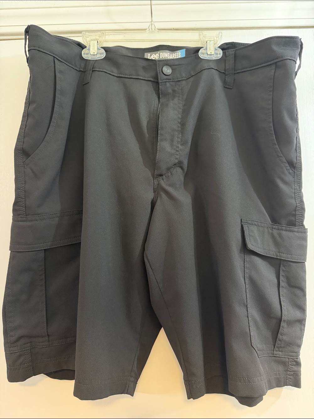 Lee Dungarees Men’s Black Cargo Shorts with Utility Pockets